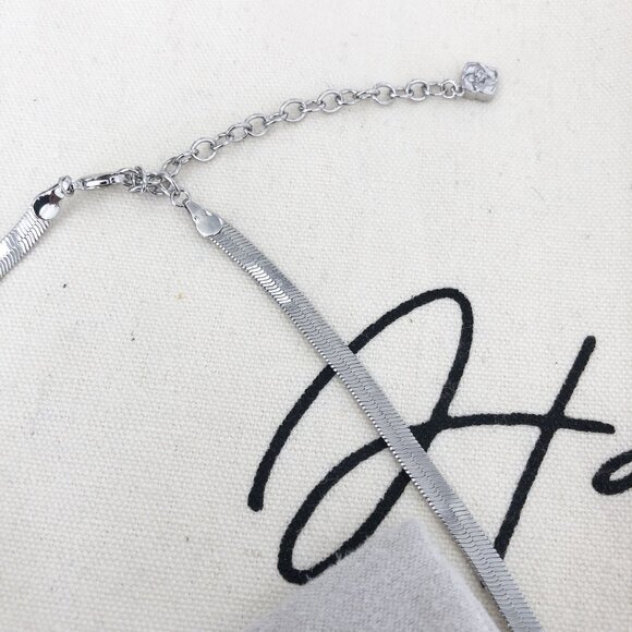 Elegant Kendra Scott Abbie Herringbone Mixed Metal Silver and Gold Necklace - Picture 3 of 4